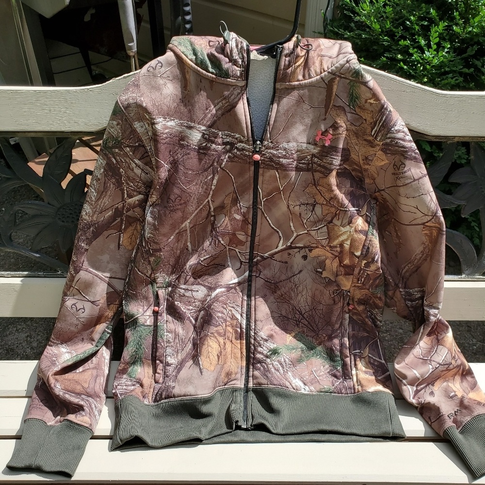 Under Armour  camo jacket